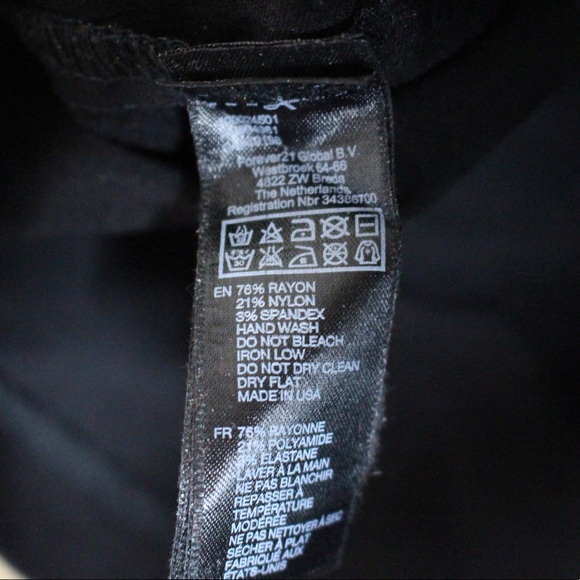 Forever 21 Black Sleeveless Cocktail Dress - Picture 8 of 8